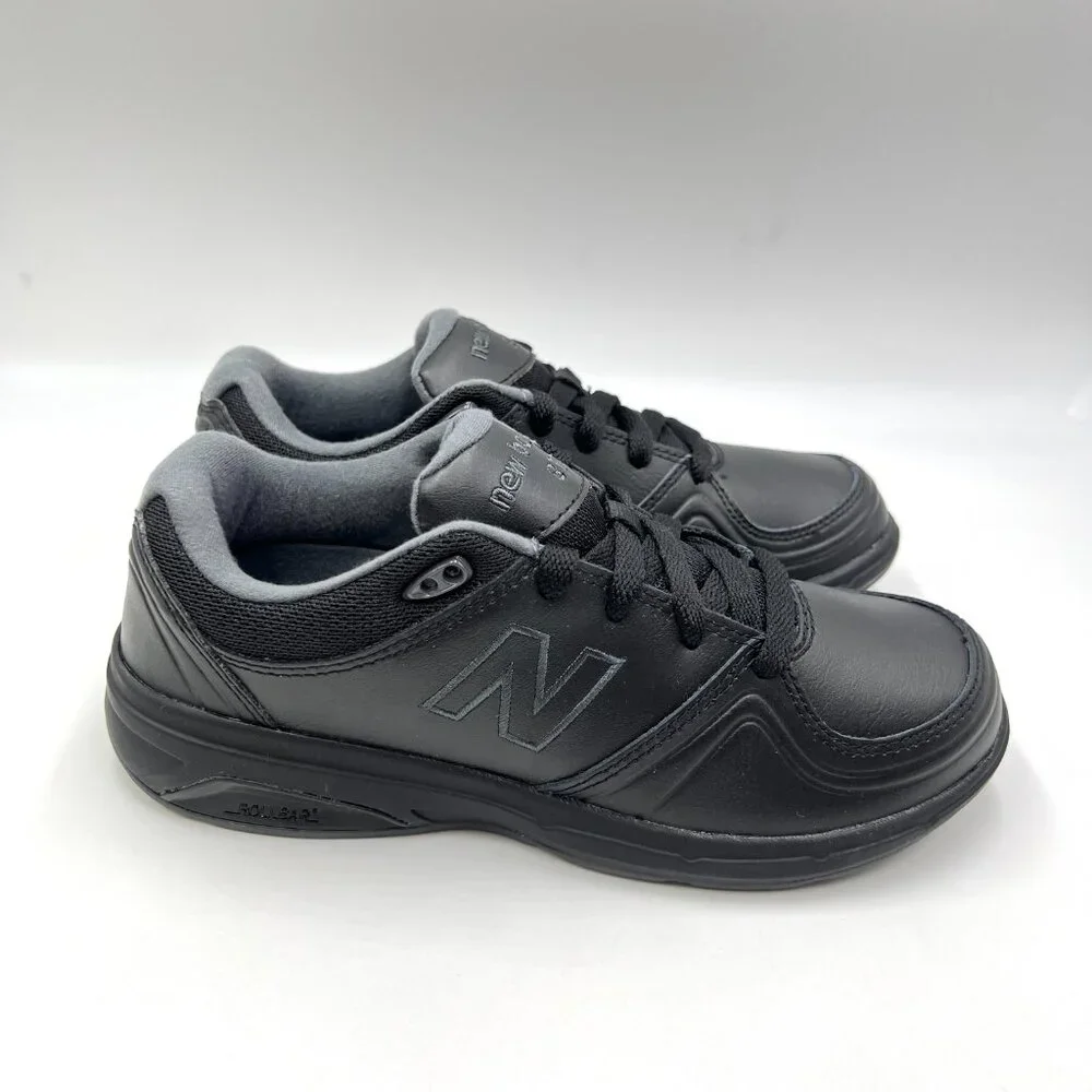 New Balance Womens Size 6.5 Black Leather 813‎ V1 Lace Up Walking Shoes Sneakers